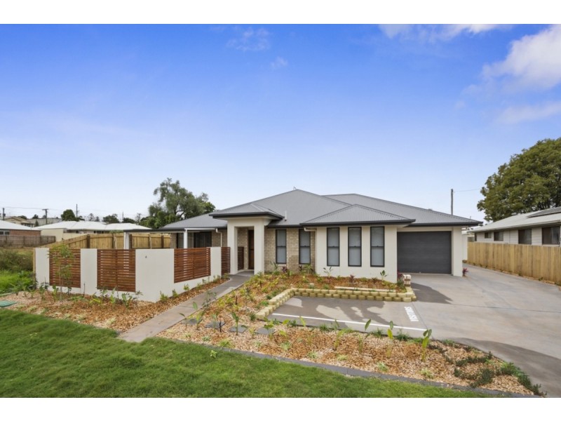 2/4 Waverley Street, North Toowoomba QLD 4350