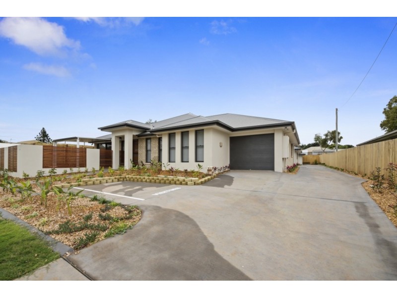 2/4 Waverley Street, North Toowoomba QLD 4350