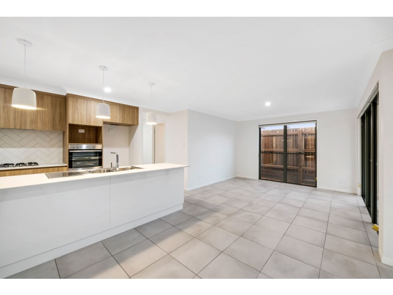 1/46 McGee Drive, Kearneys Spring QLD 4350