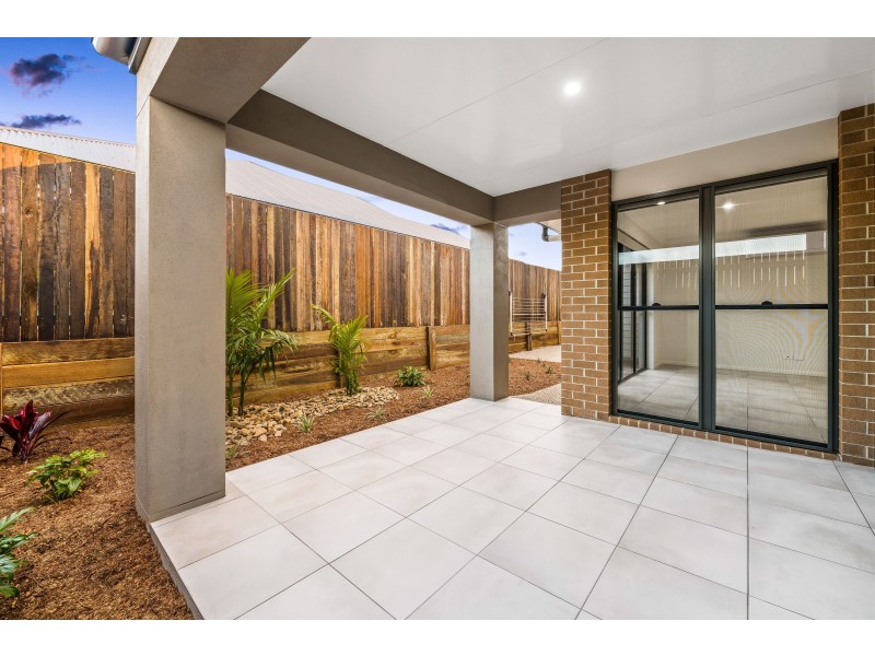 1/46 McGee Drive, Kearneys Spring QLD 4350