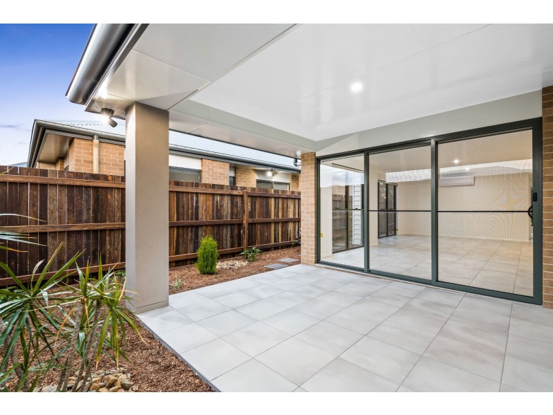 1/46 McGee Drive, Kearneys Spring QLD 4350