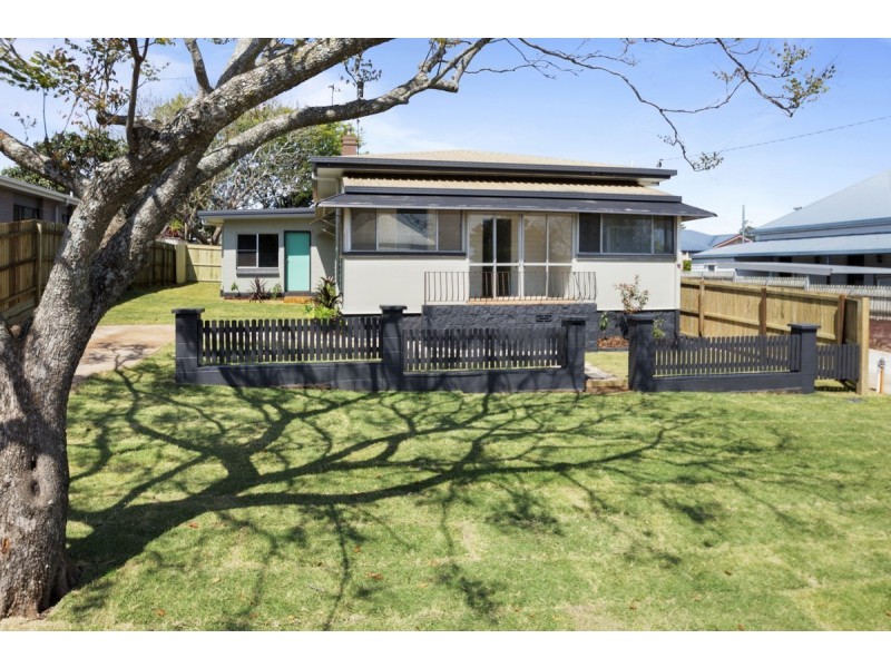 2 Grey Street, South Toowoomba QLD 4350