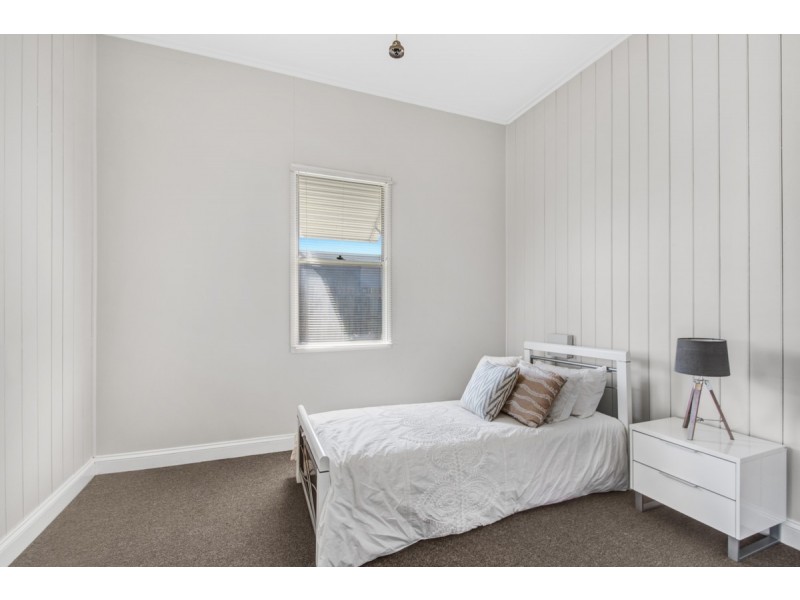 2 Grey Street, South Toowoomba QLD 4350