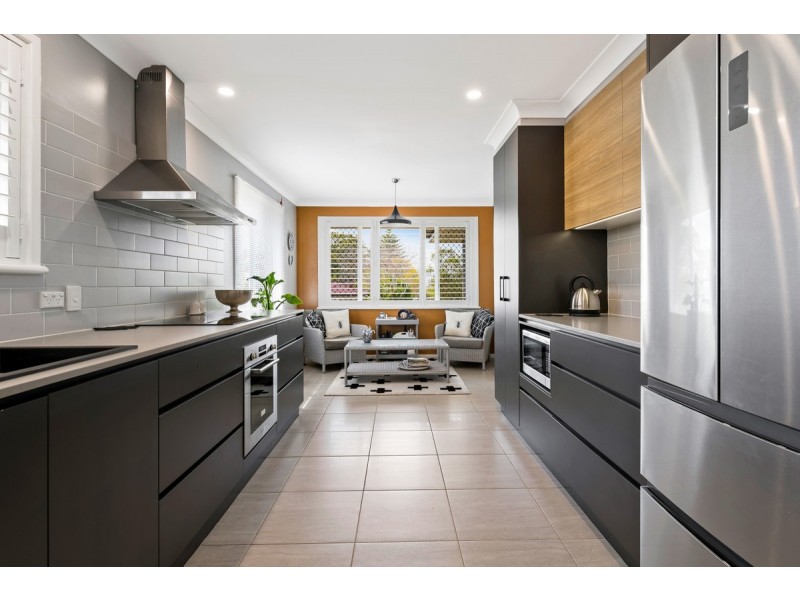 59 Leichhardt Street, Centenary Heights QLD 4350