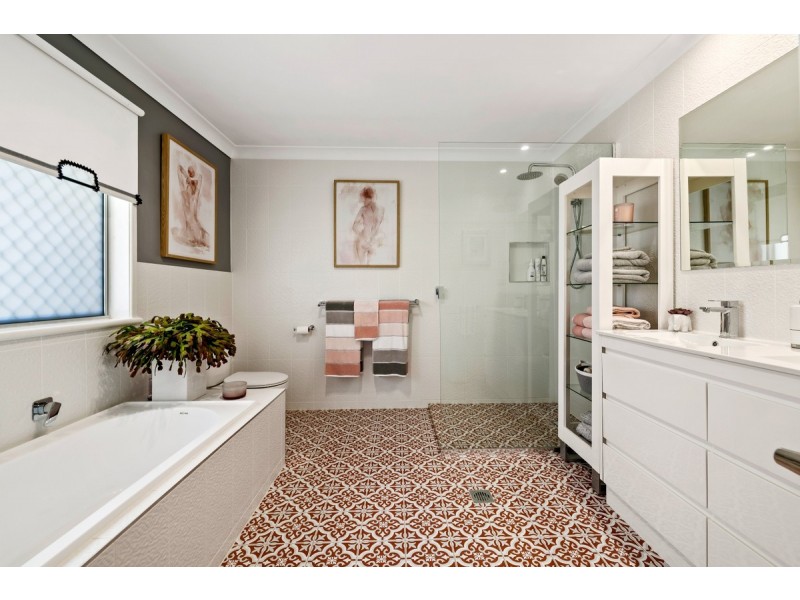 59 Leichhardt Street, Centenary Heights QLD 4350