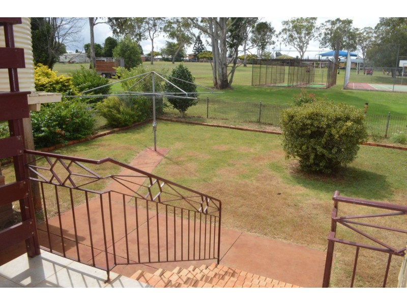 15 Nuss Street, Wilsonton QLD 4350