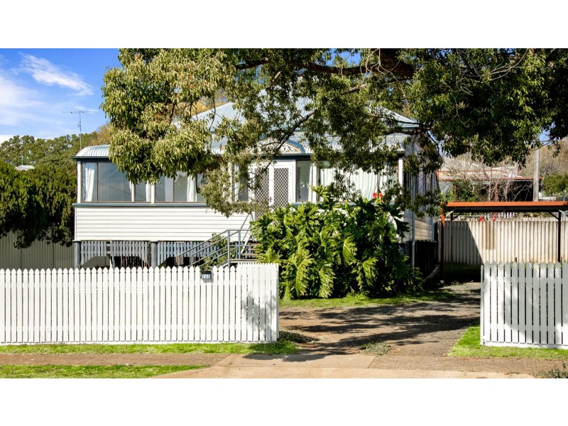 262 James Street, Harristown QLD 4350