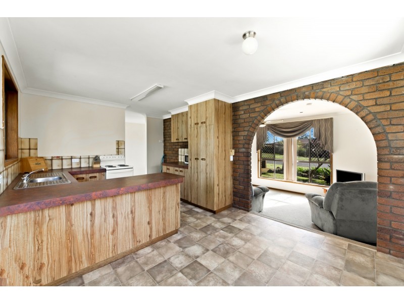 542 Greenwattle Street, Newtown QLD 4350