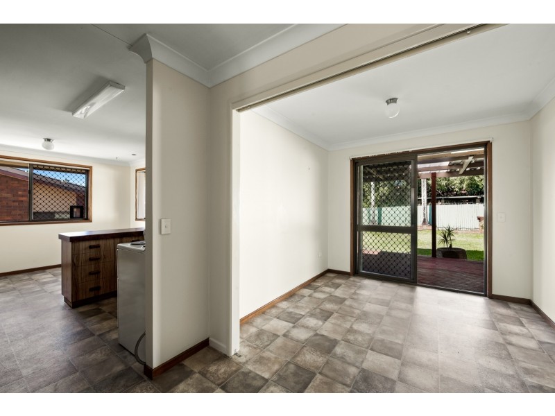542 Greenwattle Street, Newtown QLD 4350