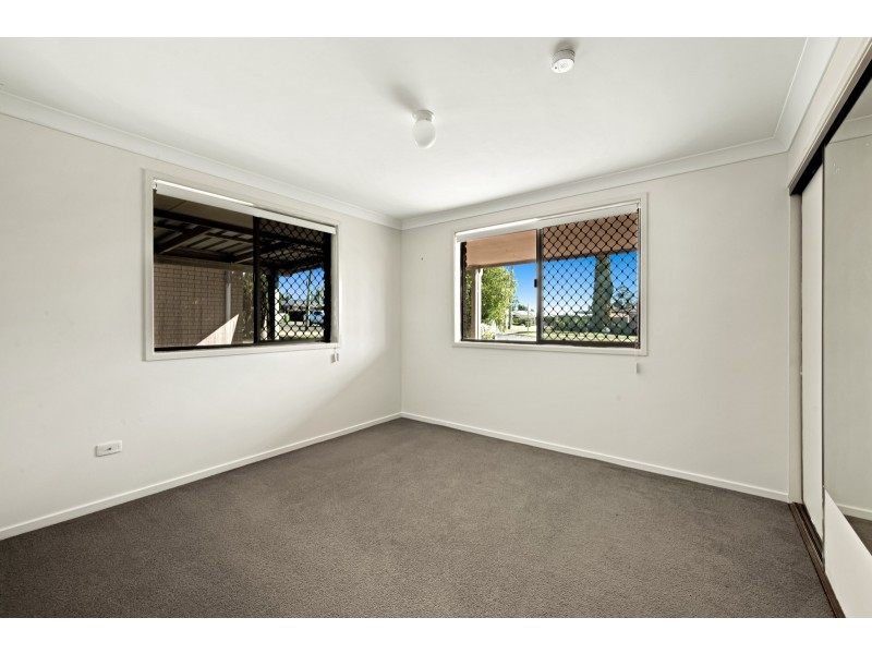 542 Greenwattle Street, Newtown QLD 4350