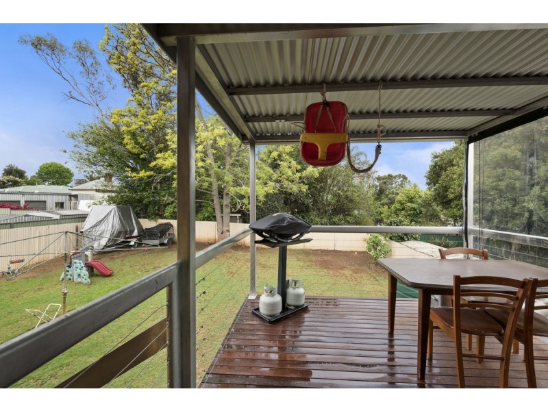 9 Trousdell Court, Rockville QLD 4350