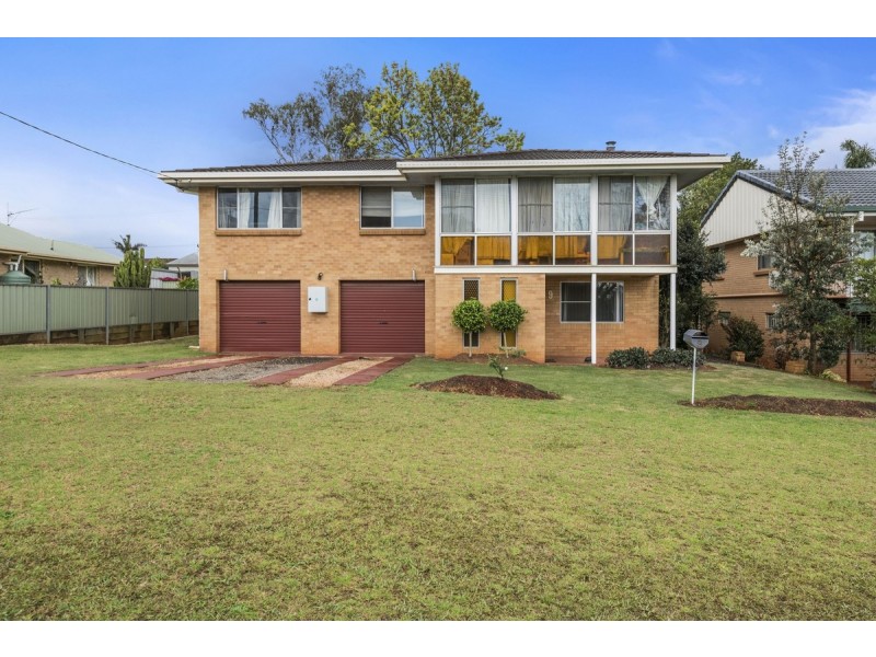 9 Trousdell Court, Rockville QLD 4350