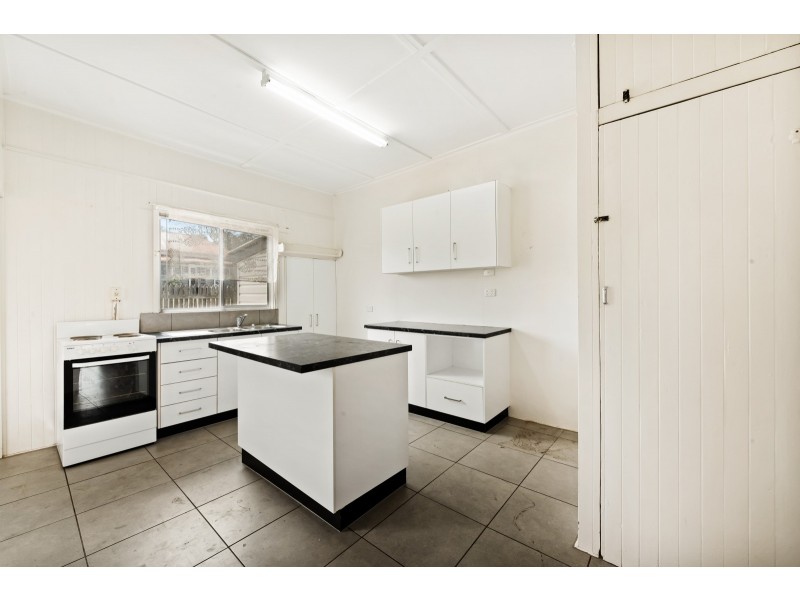 7 Short Street, Southbrook QLD 4363