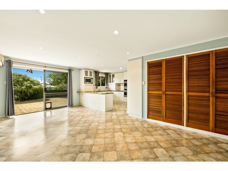 25 Rome Street, Newtown QLD 4350