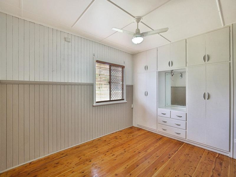 15 Weetwood Street, Newtown QLD 4350
