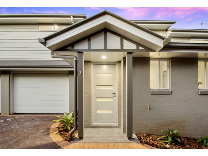 4/8 Brim Street, Newtown QLD 4350