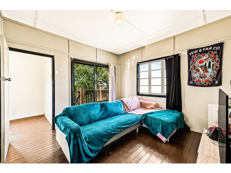 81 Vanity Street, Rockville QLD 4350