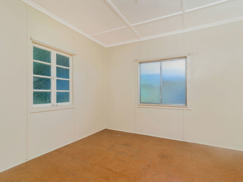 81 Vanity Street, Rockville QLD 4350