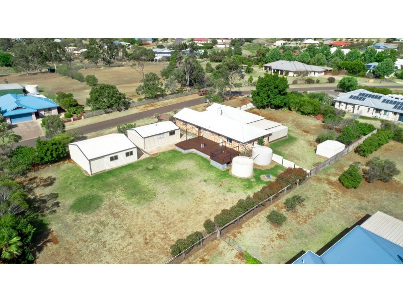 1 Angus Street, Highfields QLD 4352