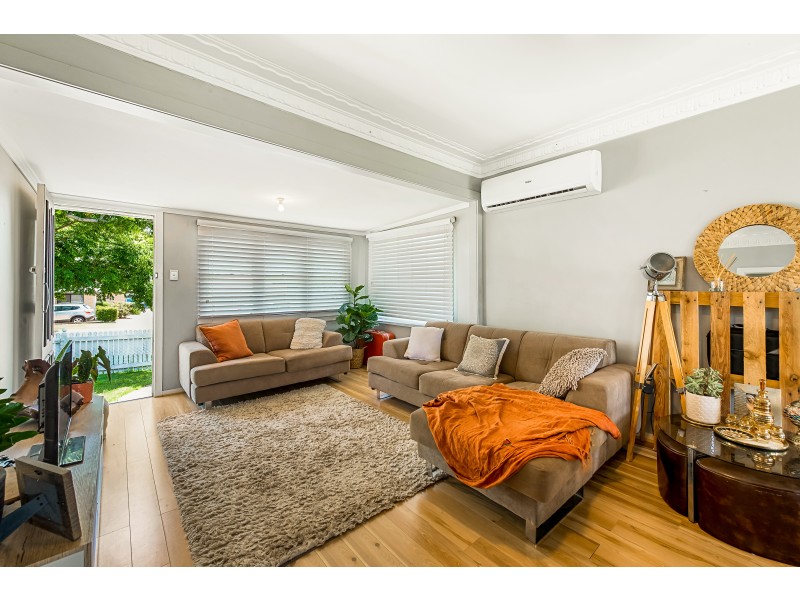 44 Gordon Avenue, Newtown QLD 4350