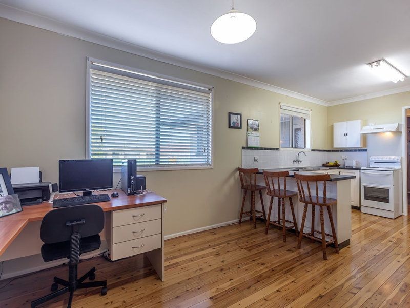 12 Honey Street, Harristown QLD 4350