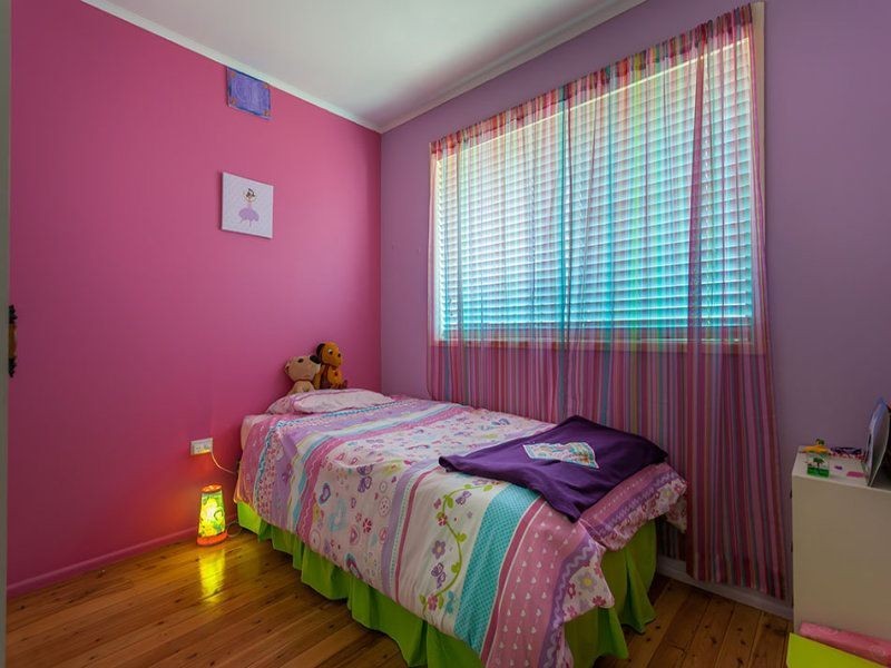 12 Honey Street, Harristown QLD 4350