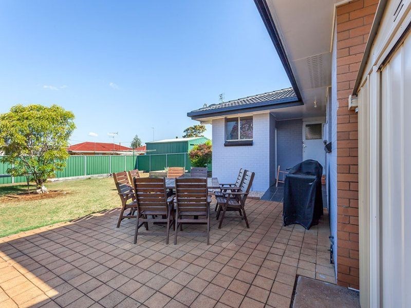 12 Honey Street, Harristown QLD 4350