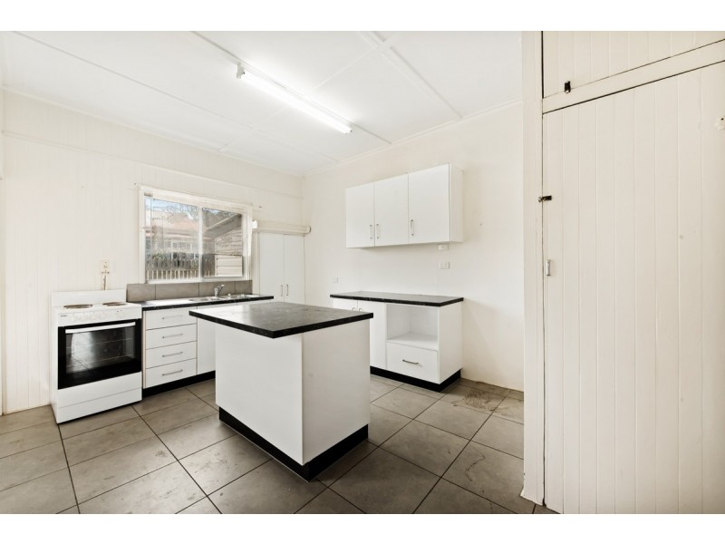 7 Short Street, Southbrook QLD 4363