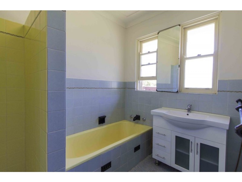 16 Kells Road, Ryde NSW 2112