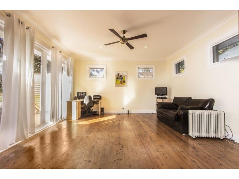 19 Richmond Street, Denistone East NSW 2112