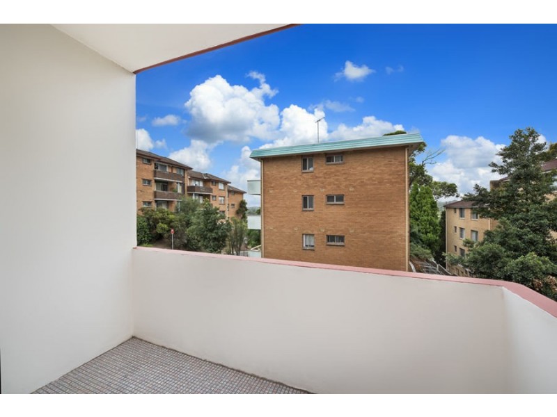 2/15 Devlin Street, Ryde NSW 2112