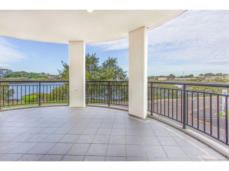 9/143 Bowden Street, Meadowbank NSW 2114