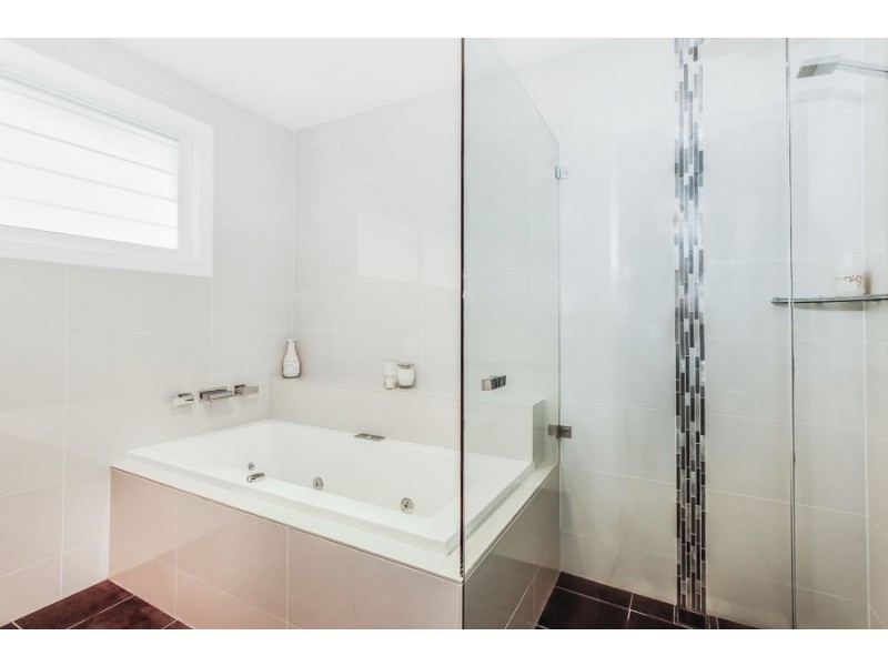 6 Leawill Place, Gladesville NSW 2111