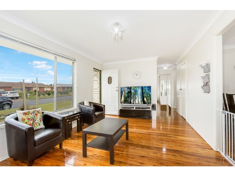 21 Macarthur Drive, St Clair NSW 2759