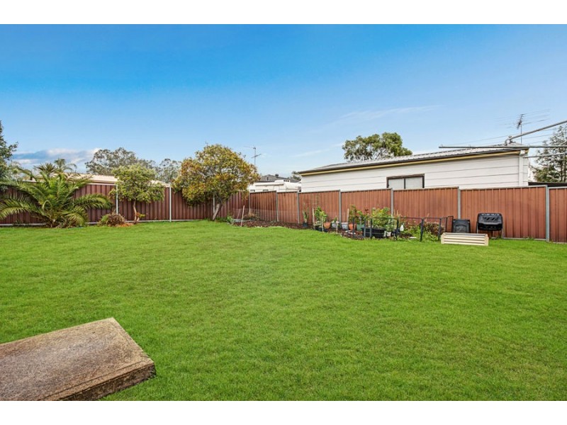 21 Macarthur Drive, St Clair NSW 2759