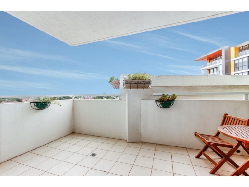 611F/5 Pope Street, Ryde NSW 2112