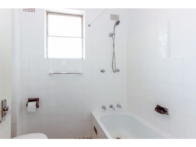 Apt 9/25 Western Crescent, Gladesville NSW 2111