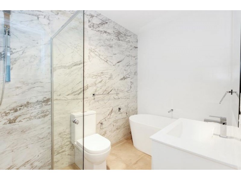 2/150 Quarry Road, Ryde NSW 2112