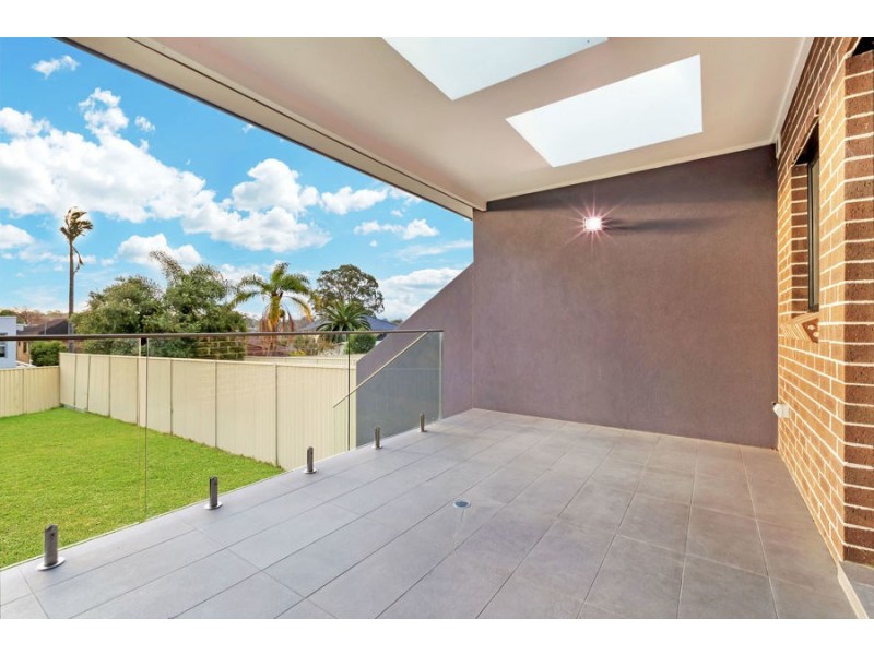 16a Clermont Ave, Ryde NSW 2112