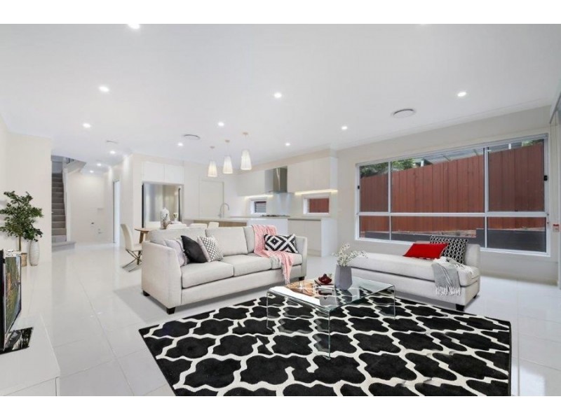 7 Broadoaks Street, Ermington NSW 2115