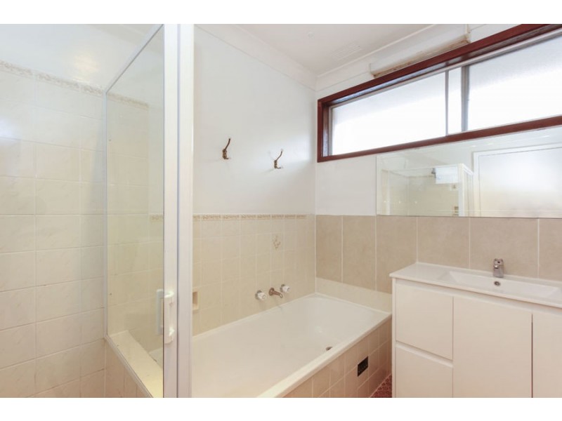 2 Hilary Cres, Dundas NSW 2117