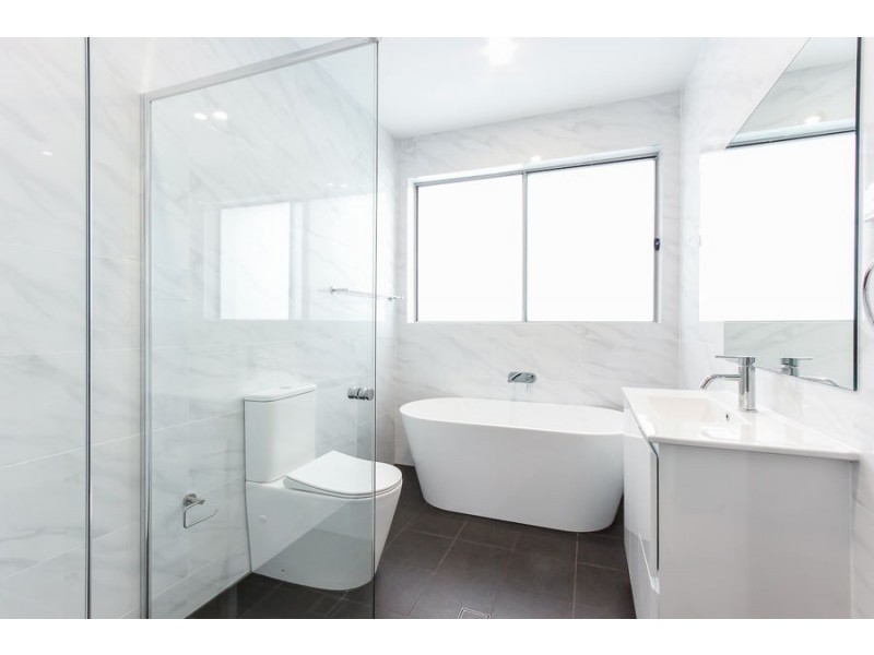 5 Heath Lane, Ryde NSW 2112