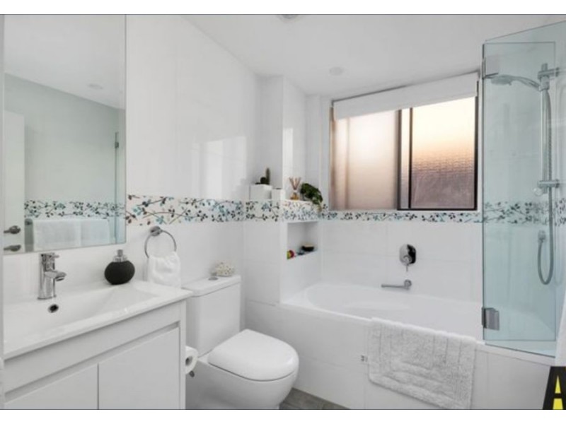 U4/19 Bowden Street, Harris Park NSW 2150