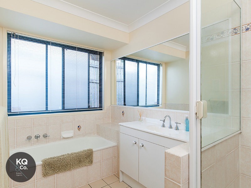 20 Inverary Place, Upper Kedron QLD 4055