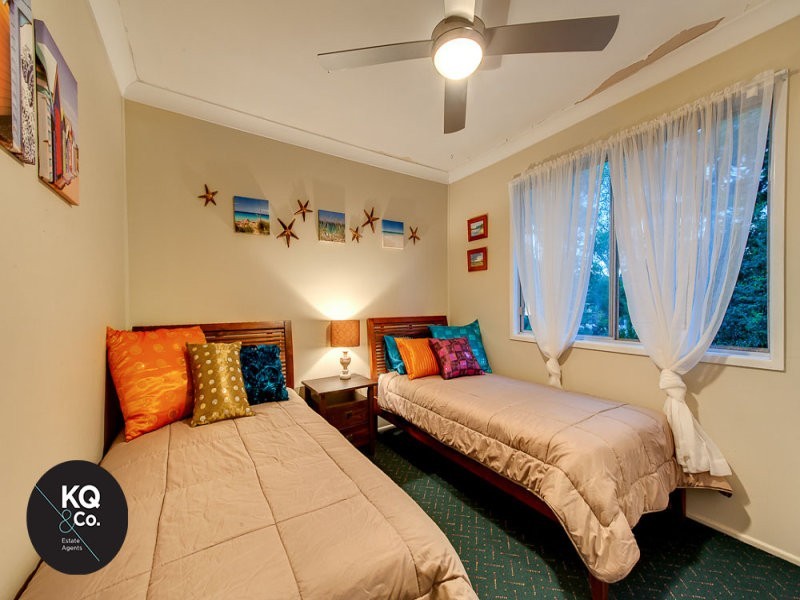 94 Kylie Avenue, Ferny Hills QLD 4055