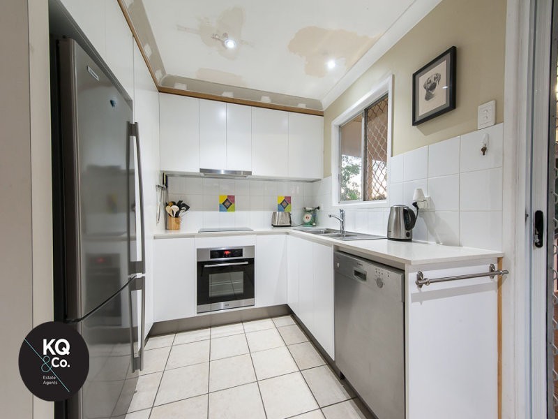 94 Kylie Avenue, Ferny Hills QLD 4055