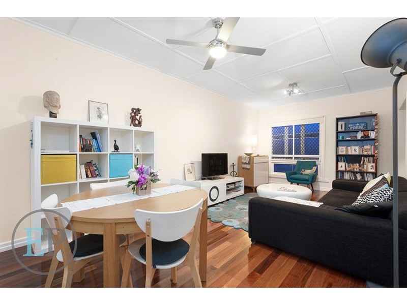 105 Main Avenue, Wavell Heights QLD 4012