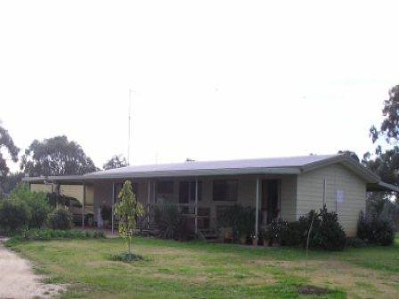 - Perricoota Rd, Moama NSW 2731