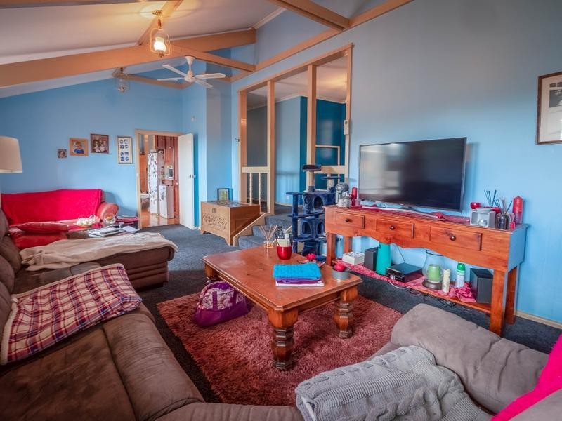 16 Louise Road, Austins Ferry TAS 7011