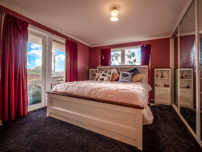 16 Louise Road, Austins Ferry TAS 7011